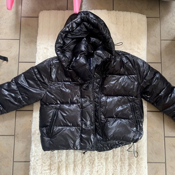 Black Puffy - Picture 1 of 2